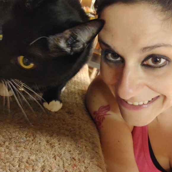 Meet your Posher, Marie! - Picture 5 of 7